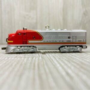 Lionel train hallmark keepsake Christmas ornament 50s Santa Fe Diesel Locomotive